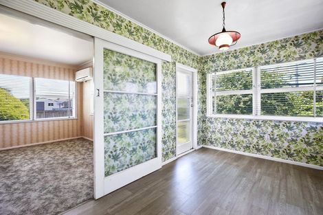 Photo of property in 2 Mears Road, St Andrews, Hamilton, 3200