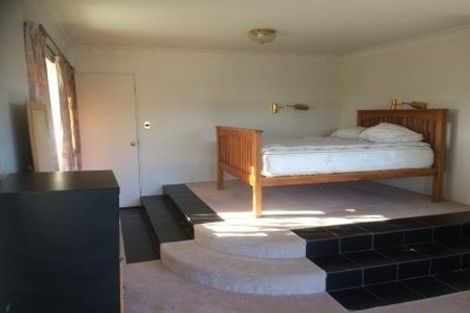 Photo of property in 91 Nevay Road, Miramar, Wellington, 6022