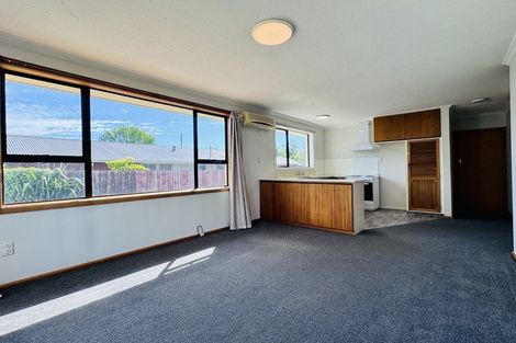 Photo of property in 11 Eglinton Street, Avondale, Christchurch, 8061