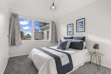 Photo of property in 217 Glengarry Road, Glen Eden, Auckland, 0602