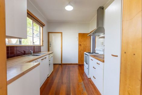Photo of property in 15 Kauri Street, Roslyn, Palmerston North, 4414