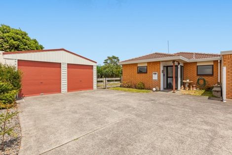 Photo of property in 2/8 Inverell Place, Mount Maunganui, 3116