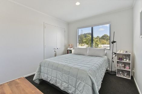 Photo of property in 13 Bertram Road, Kawakawa Bay, Papakura, 2585