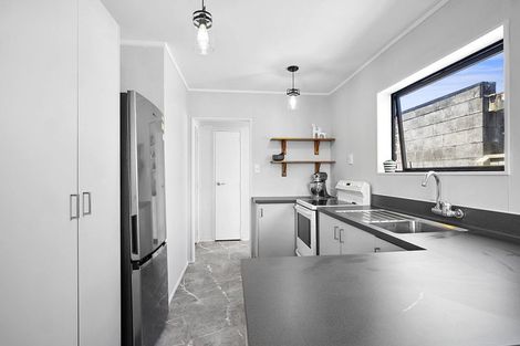 Photo of property in 26c Richmond Street, Fitzroy, New Plymouth, 4312