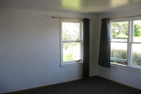 Photo of property in 17 Macaulay Street, Johnsonville, Wellington, 6037