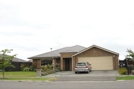 Photo of property in 56 Rothesay Road, Parklands, Christchurch, 8083