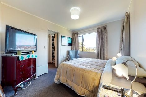 Photo of property in 3 Gaff Place, Whitby, Porirua, 5024