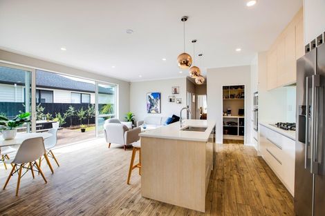 Photo of property in 15 Remana Crescent, Huapai, Kumeu, 0810