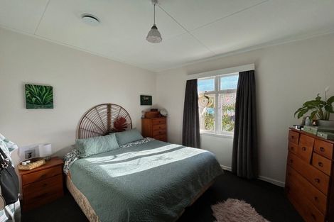 Photo of property in 47 Peel Street, Westport, 7825