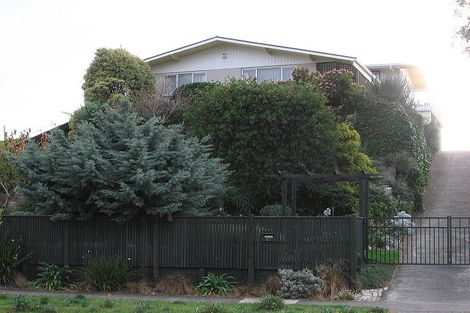 Photo of property in 67 Queens Road, Waikanae Beach, Waikanae, 5036
