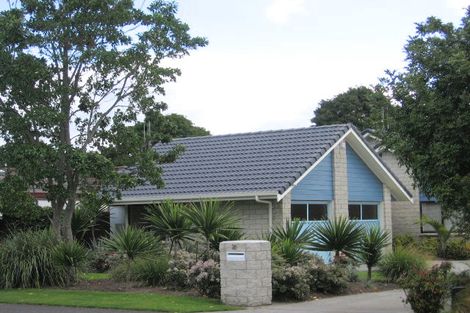 Photo of property in 25 Berescourt Place, Mount Maunganui, 3116