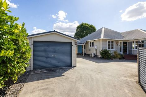 Photo of property in 52 Grosvenor Street, Cambridge, 3434