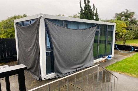 Photo of property in 38 Gosford Drive, Botany Downs, Auckland, 2010