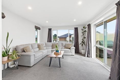 Photo of property in 23 Luxembourg Crescent, Halswell, Christchurch, 8025