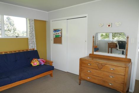 Photo of property in 80 Valley Road, Paraparaumu, 5032