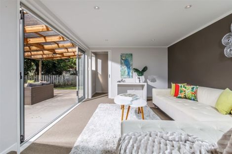 Photo of property in 34 Freya Place, Torbay, Auckland, 0630