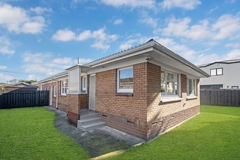 Photo of property in 2/23 Alexander Avenue, Papatoetoe, Auckland, 2025