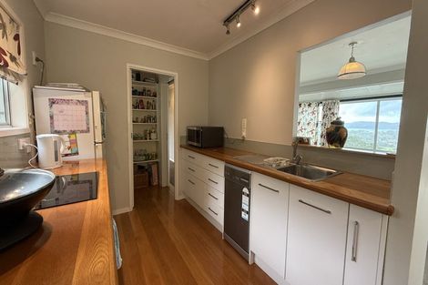 Photo of property in 83 Marellen Drive, Red Beach, 0932