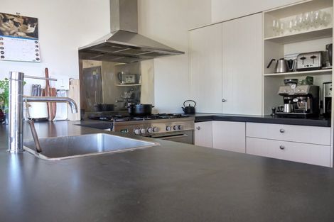 Photo of property in 33 Reuben Avenue, Brooklyn, Wellington, 6021
