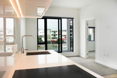 Photo of property in 2/16 Home Street, Mount Victoria, Wellington, 6011