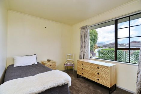 Photo of property in 18 Harrall Place, Kaiapoi, 7630