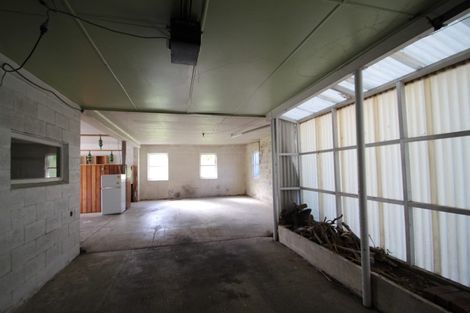 Photo of property in 23 Holland Road, Hillcrest, Auckland, 0627