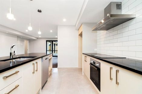 Photo of property in 17 Allied Road, Halswell, Christchurch, 8025