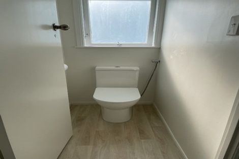 Photo of property in 56 Beechdale Crescent, Pakuranga Heights, Auckland, 2010