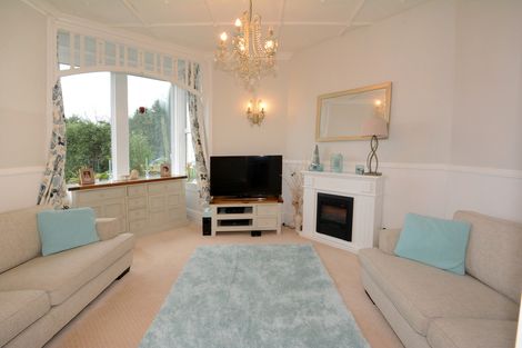 Photo of property in 23 Adderley Terrace, Ravensbourne, Dunedin, 9022