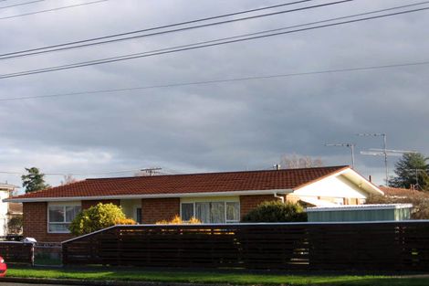 Photo of property in 9 Cambridge Terrace, Masterton, 5810