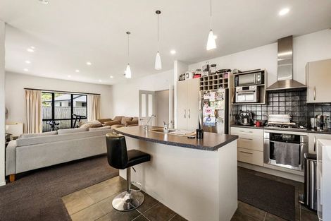 Photo of property in 11 Cabbage Tree Grove, Woodridge, Wellington, 6037