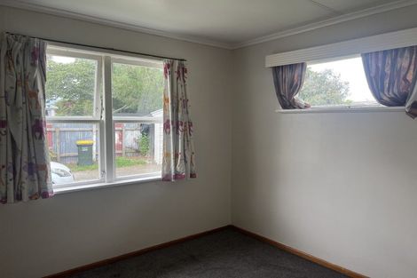 Photo of property in 20 Mckenzie Street, Levin, 5510