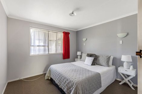 Photo of property in 71 Kaimanawa Street, Kelvin Grove, Palmerston North, 4414