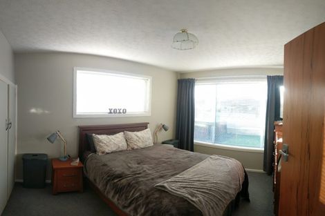 Photo of property in 64 Coopers Road, Dallington, Christchurch, 8061