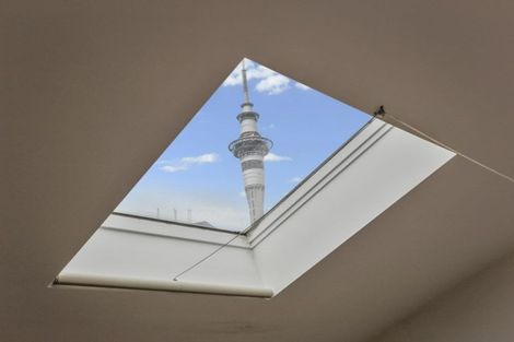 Photo of property in Latitude 37 East Apartments, 2l/20 Pakenham Street East, Auckland Central, Auckland, 1010