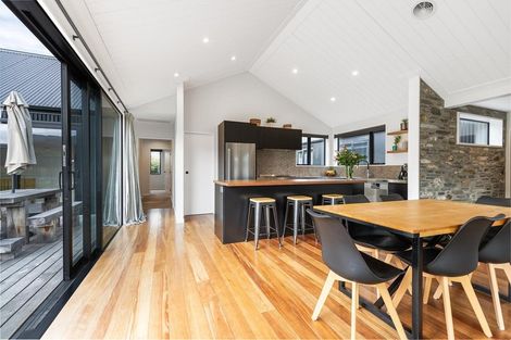 Photo of property in 8 Mulbury Way, Lower Shotover, Queenstown, 9304