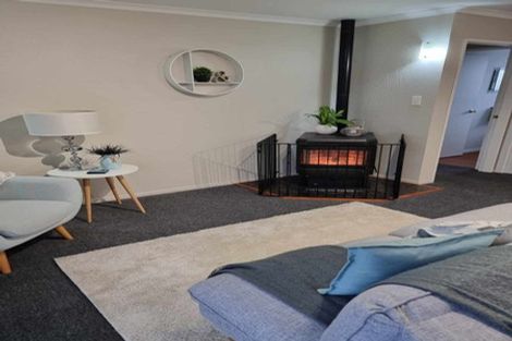 Photo of property in 2/16a Ranfurly Street, Trentham, Upper Hutt, 5018