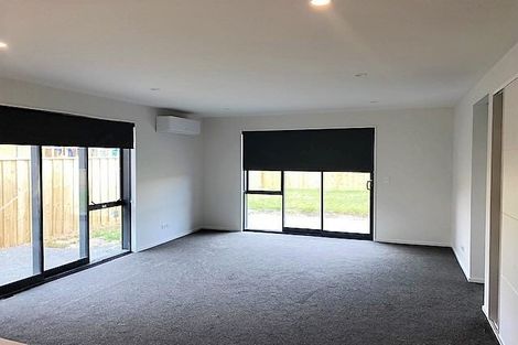 Photo of property in 5 Woodford Avenue, Woodend, 7610