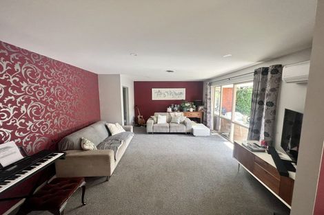 Photo of property in 19 Lindores Street, Addington, Christchurch, 8024