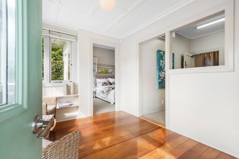 Photo of property in 143 Queen Street, Pukekohe, 2120