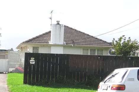 Photo of property in 22 Edwards Avenue, Henderson, Auckland, 0610