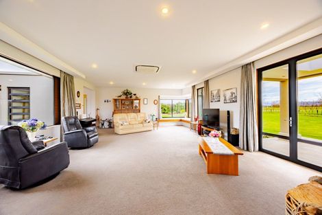 Photo of property in 879 Ongaonga Road, Ongaonga, Waipawa, 4272