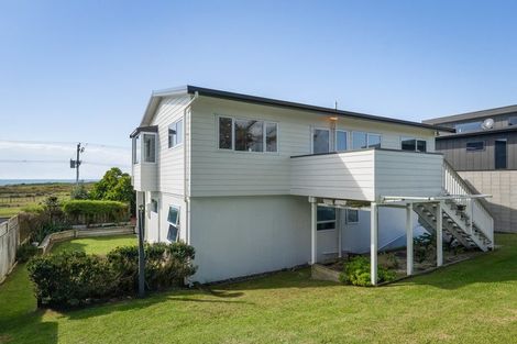 Photo of property in 148 Seaforth Road, Waihi Beach, 3611