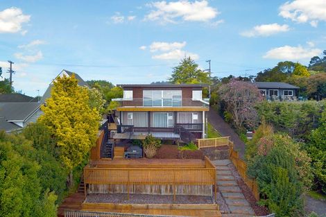 Photo of property in 229 Golf Road, Titirangi, Auckland, 0604