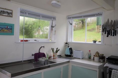 Photo of property in 53 Sea View Road, Baylys Beach, Dargaville, 0377