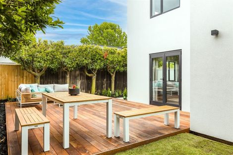 Photo of property in 2/51 Watford Street, Strowan, Christchurch, 8052