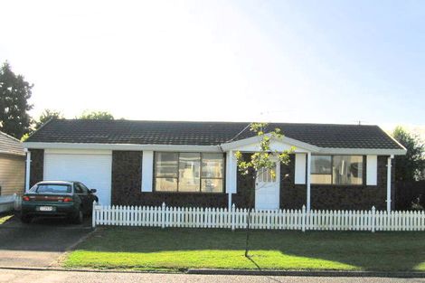 Photo of property in 1 Duncan Road, St Andrews, Hamilton, 3200