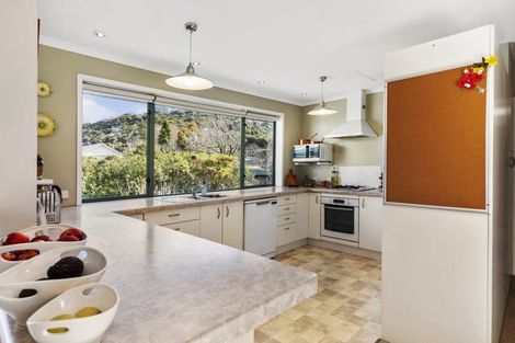 Photo of property in 23 Parkvale Road, Karori, Wellington, 6012