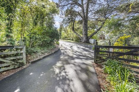 Photo of property in 12a Hobbs Road, Matakatia, Whangaparaoa, 0930
