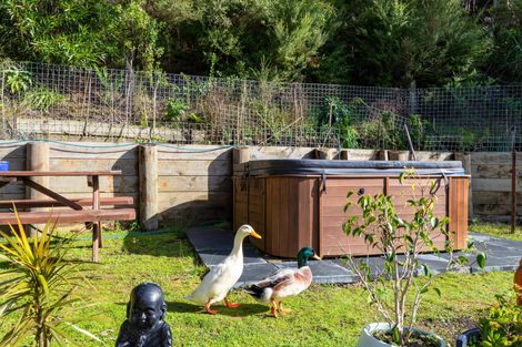 Photo of property in 8a Schoolhouse Bay Road, Kawau Island, 0920